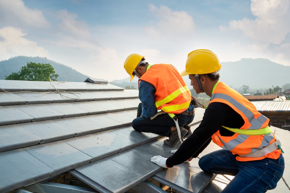 roof repair in Henryville IN